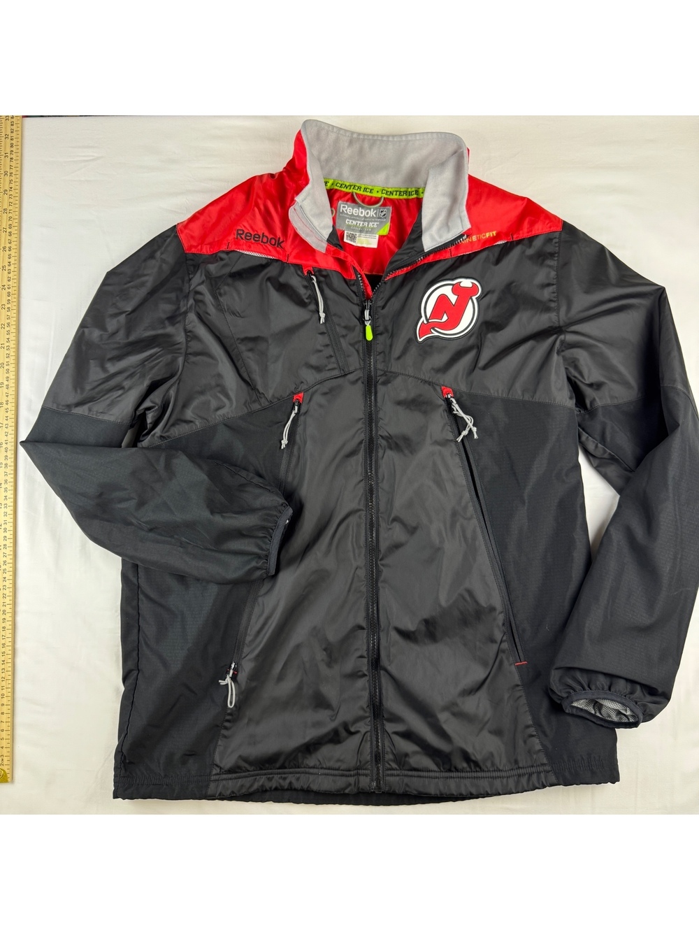 Reebok NHL Center Ice New Jersey Devils Black and Red Lightweight Jacket Large